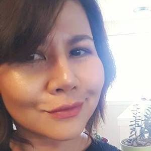 Meet your Posher, Piyawadee